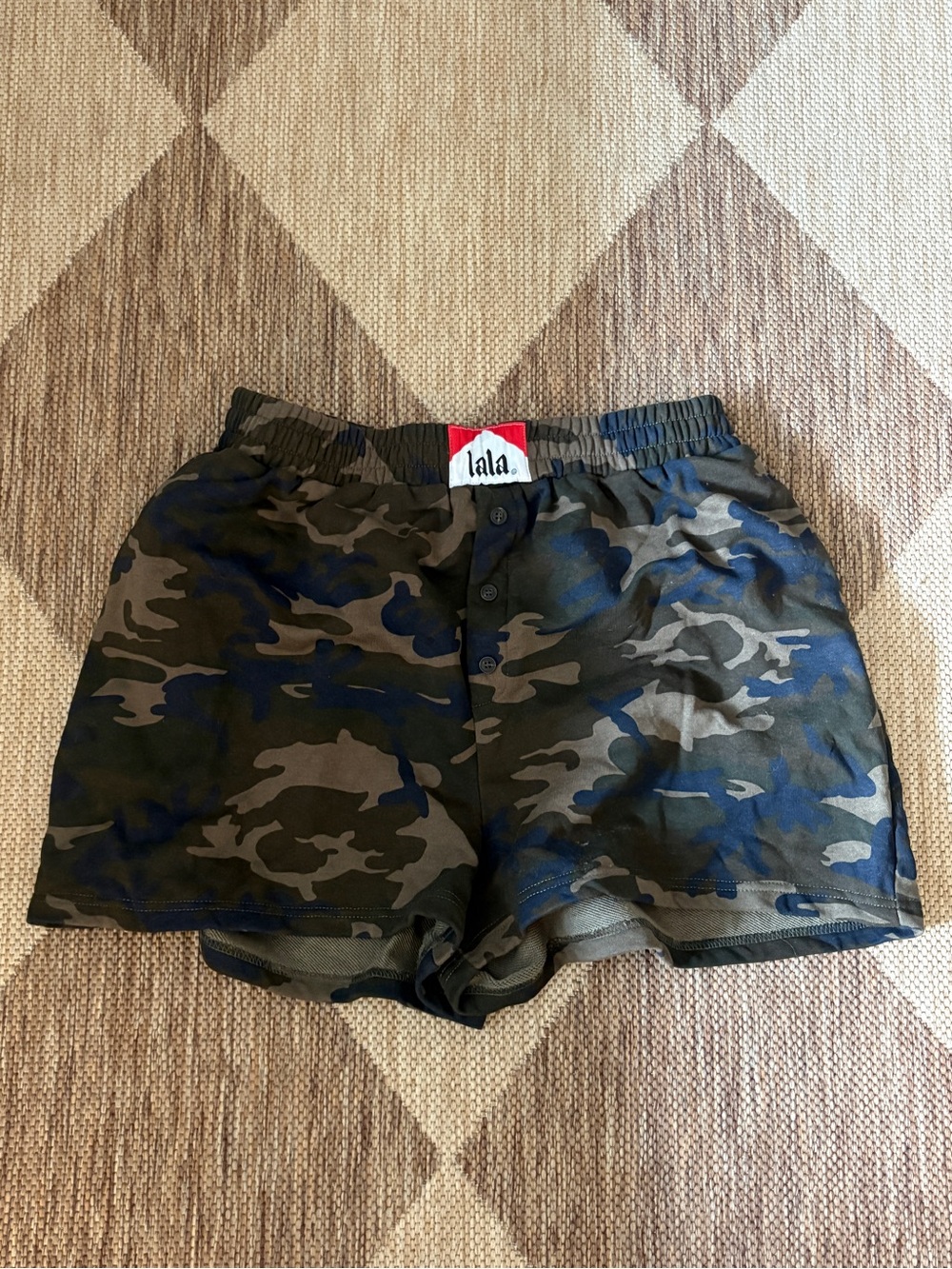 Now or never camo boxer shorts dressed in lala size medium
